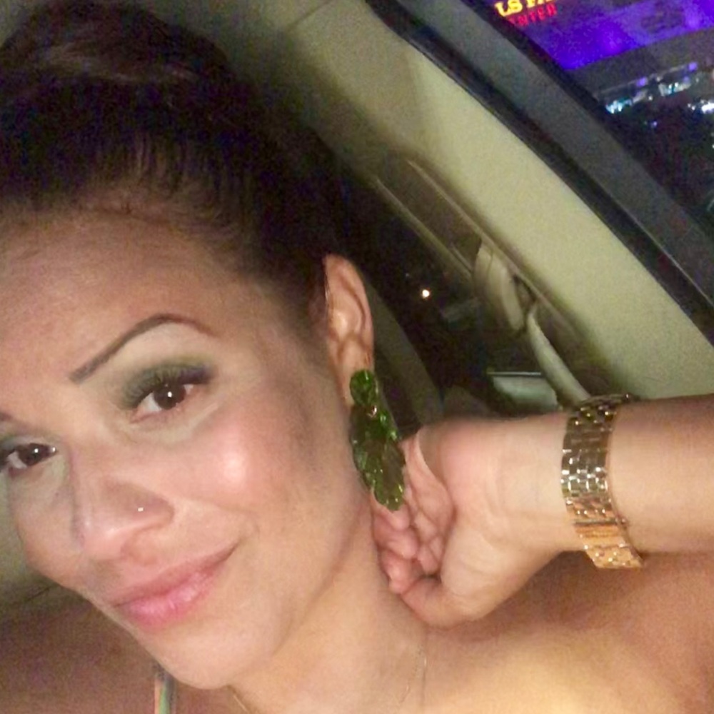 Hi 👋🏽✨ - Picture 1 of 1